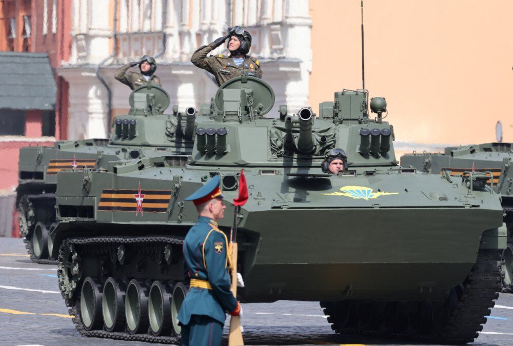 اوکراین مدعی شد : پوتین مقامات ارشد نظامی اش را اخراج کرده است