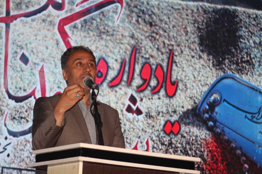 طرح مردمی سازی و توزیع عادلانه یارانهها توطئههای دشمنان را نقش برآب کرد طرح مردمی سازی و توزیع عادلانه یارانهها توطئههای دشمنان را نقش برآب کرد