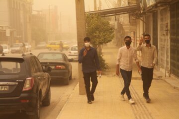 آلودگی هوا مدارس پنج شهرستان کرمانشاه را به تعطیلی کشاند
