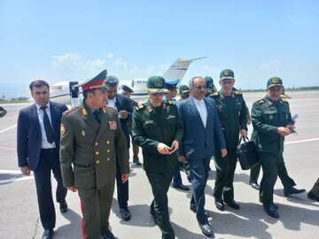 Le chef d'état-major général des forces armées iraniennes est arrivé à Douchanbé, la capitale tadjike