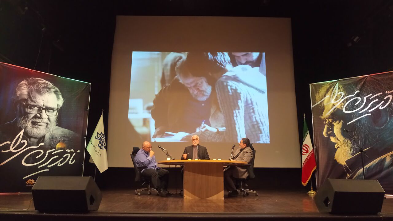 طالبزاده شکارچی ایدههای انقلابی بود