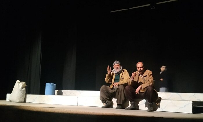 جشنواره تئاتر کُردی سقز با "سیاساڵ" به ایستگاه پایانی رسید