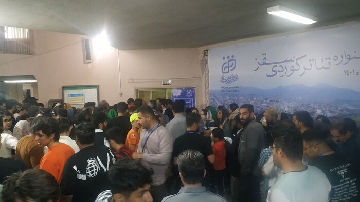 جشنواره تئاتر کُردی سقز با "سیاساڵ" به ایستگاه پایانی رسید