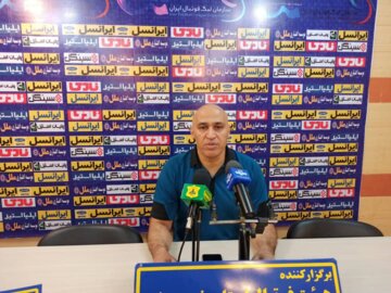 سرمربی فوتبال فولاد خوزستان : مافیا مانع ورود var به فوتبال شده است