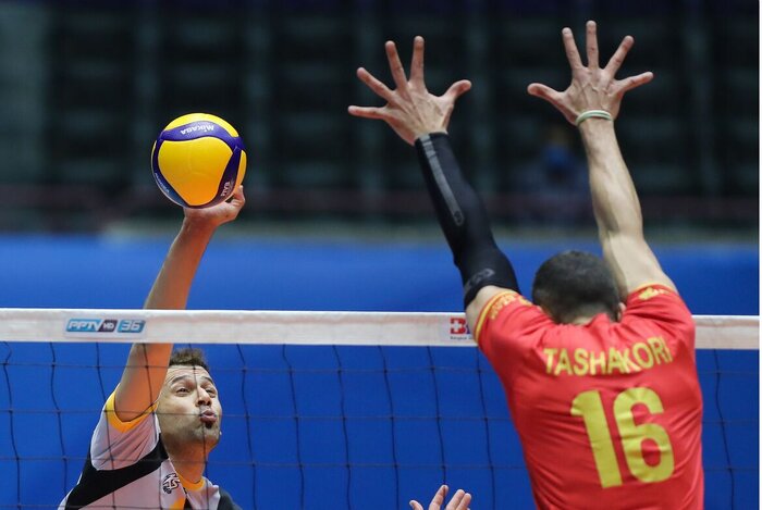 مجیدی در استقلال ماندنی شد/ صعود نمایندگان والیبال ایران به نیمهنهایی باشگاههای مردان آسیا