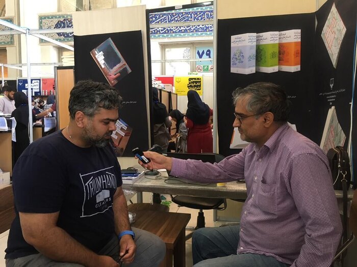 نگاه ناشر؛ فروش فیزیکی نمایشگاه کتاب بهتر از مجازی است / ریشه کاهش مطالعه در آموزش و پرورش است 2
