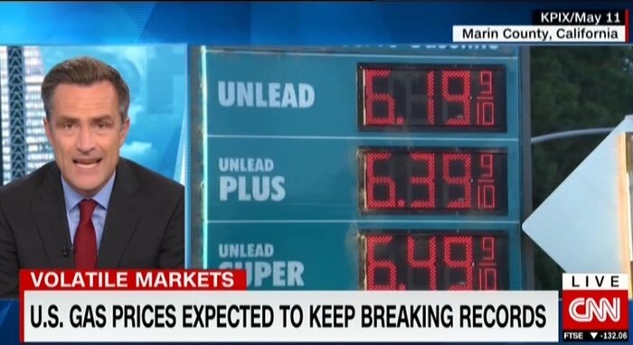 گزارش رسانه آمریکایی از سقوط سهام و بیم رکود اقتصادی در این کشور