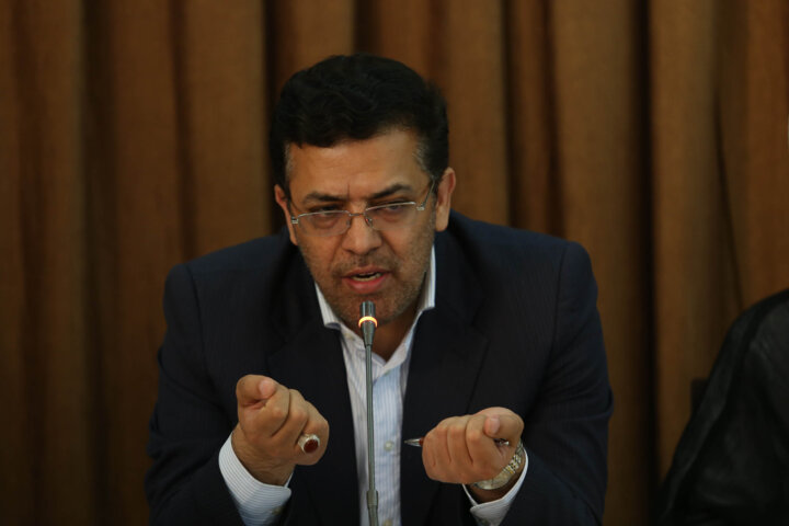 ناعدالتی در توزیع اعتبارات و ثروت، موجب عقب ماندگی گرمی شده است