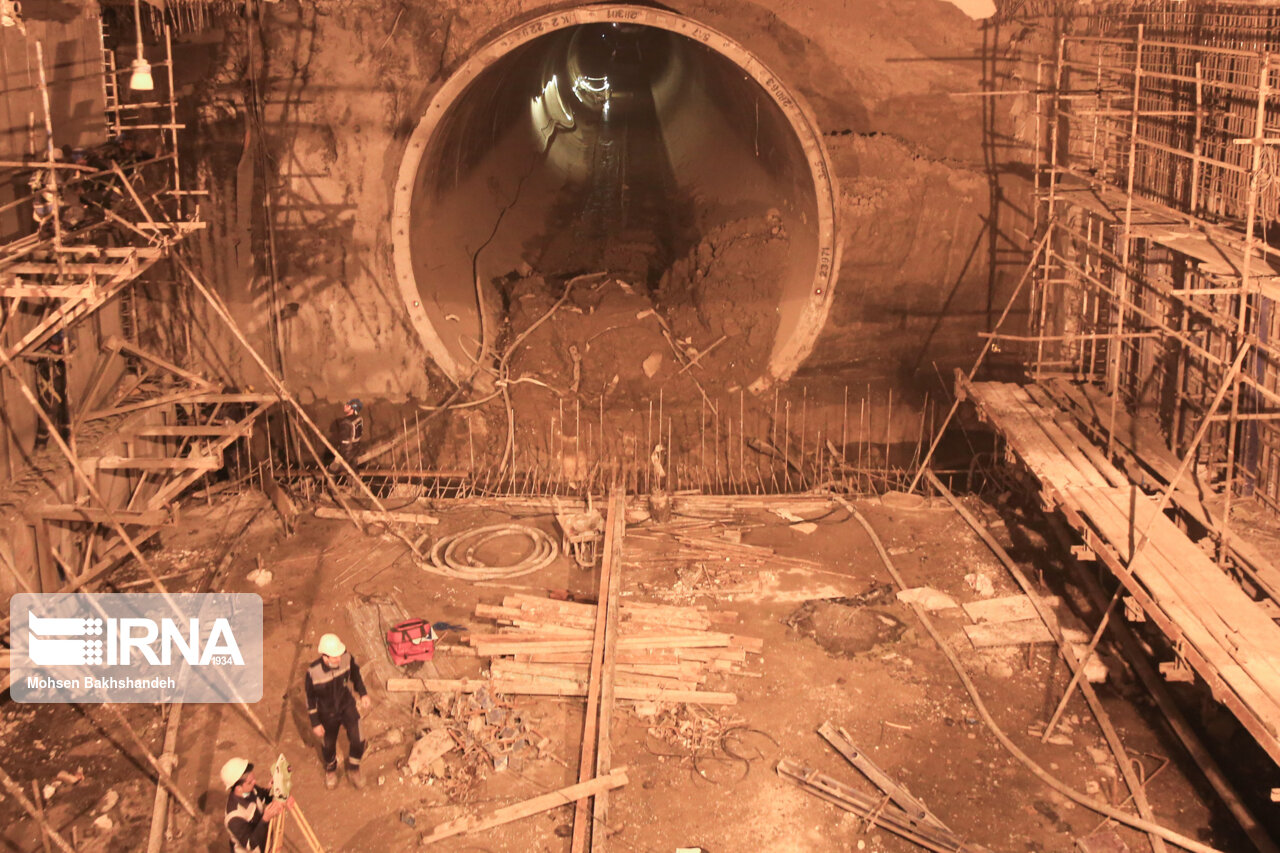 پایان حفاری ۱۲۰۰ متر از تونل خط چهارم متروی مشهد 