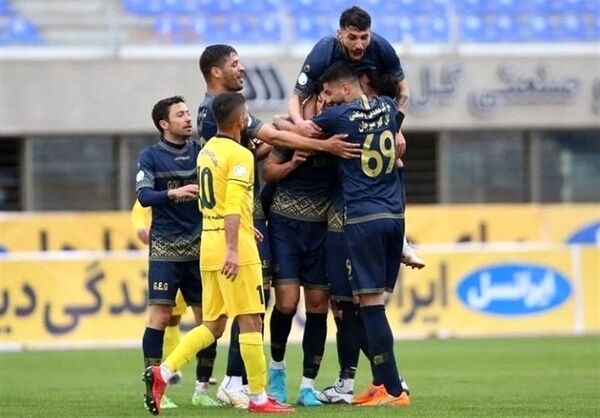 گلگهر به رتبه چهارم رسید؛ شاگردان مهاجری در برزخ سقوط ماندند