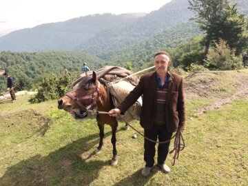 جشنواره کوچ بهاره دامداران عشایر رضوانشهر