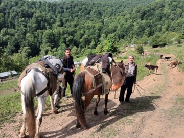 جشنواره کوچ بهاره دامداران عشایر رضوانشهر