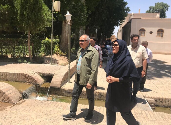 جاری آب بر شکوه ماندگار باغ جهانی شازده