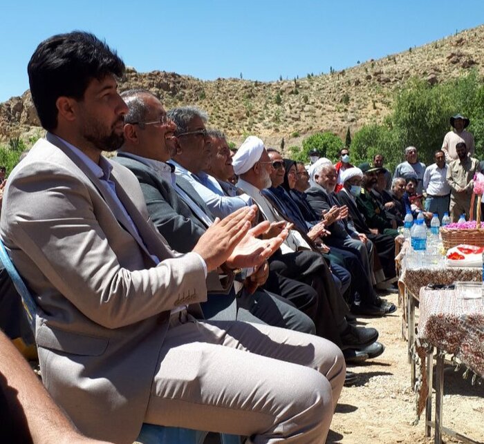 جشنواره گلابگیری و نذر گلاب در کلاتهرودبار دامغان در اولین گام