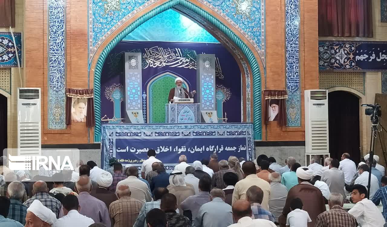 امام جمعه آبادان: دولت انقلابی گسترش عدالت را در جامعه آغاز کرده است