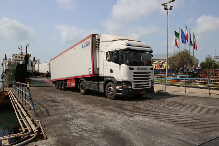 اسکله گهرو تا بندر شهید باهنر، بندری با چند ویژگی مهم اقتصادی