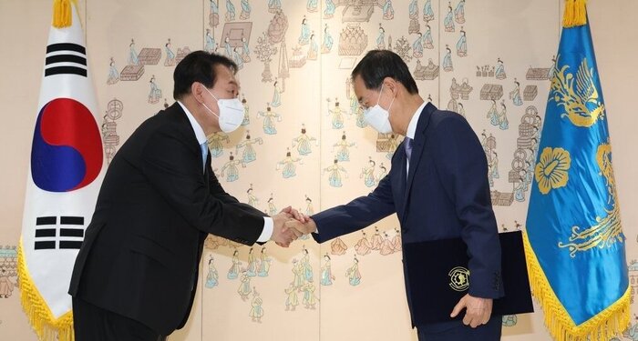 از ممانعت دولت بایدن در راه رسیدن به توافق وین تا تسخیر جهانی آبله میمون