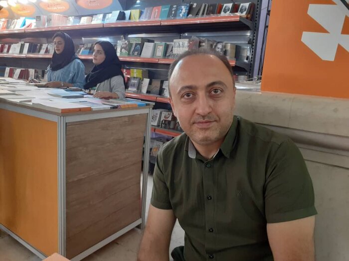 بنای وزارت فرهنگ و ارشاد اسلامی برپایه راضی نگه داشتن ناشران بود 2