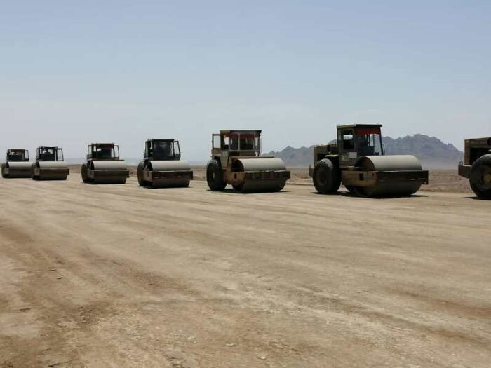 هموارسازی مسیر توسعه با اهتمام دولت به تکمیل پنج طرح نیمهتمام ملی در استان یزد