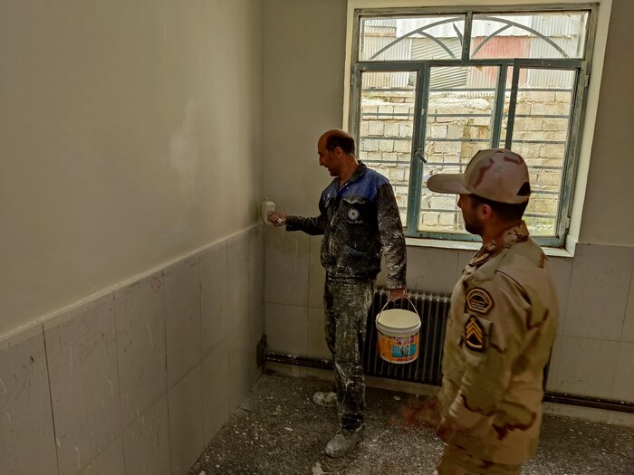 ۱۵ کلاس درس مناطق مرزی سردشت توسط مرزبانی زیباسازی شد