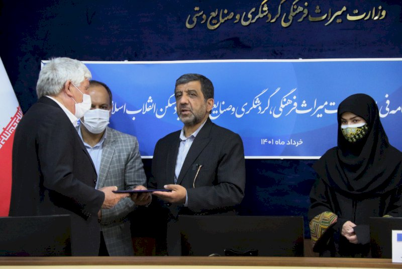 تجلیل از 7 استادکار برگزیده مرمت و 3 فعال حفاظت بافتهای تاریخی 2