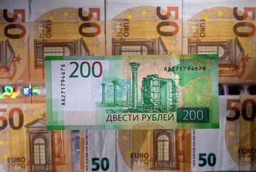ادامه افزایش ارزش روبل در برابر دلار و یورو