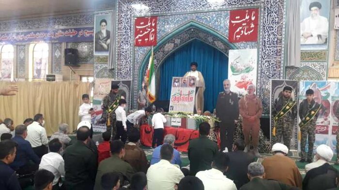 فتح خرمشهر موجب وحدت ایران شد