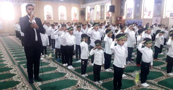 فتح خرمشهر موجب وحدت ایران شد