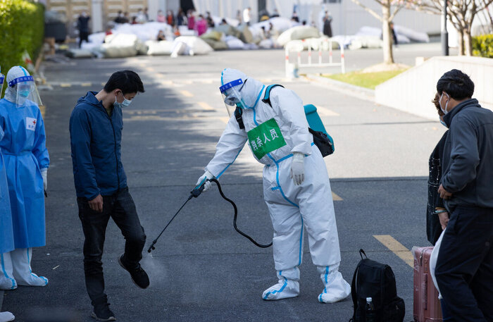از اهمیت سفر رئیسی به عمان تا زنگ خطر بیماری آبلهمیمون در پاکستان
