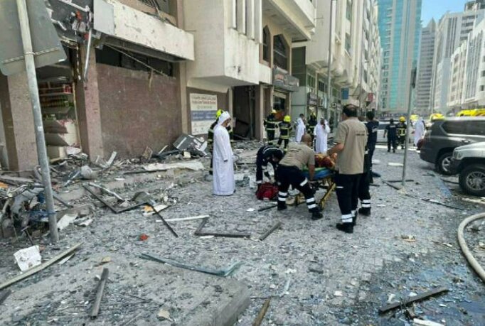 انفجار در ابوظبی ۲ کشته و ۱۲۰ زخمی برجای گذاشت