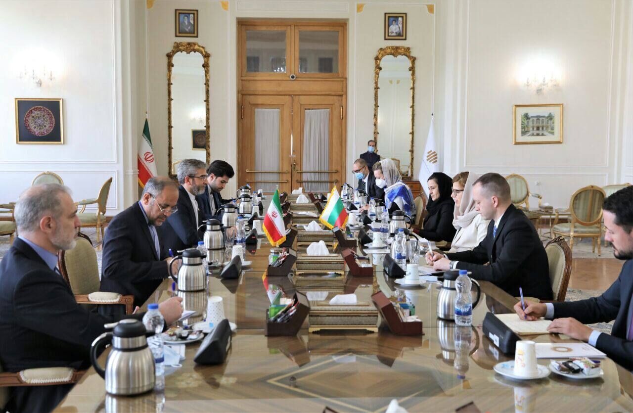Iran says ready to promote cooperation with Bulgaria