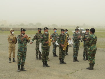 آیین صبحگاه مشترک نظامی در مهاباد