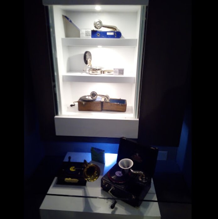 ماجرای مرحمت ملوکانه و ورود گرامافون به ایران!