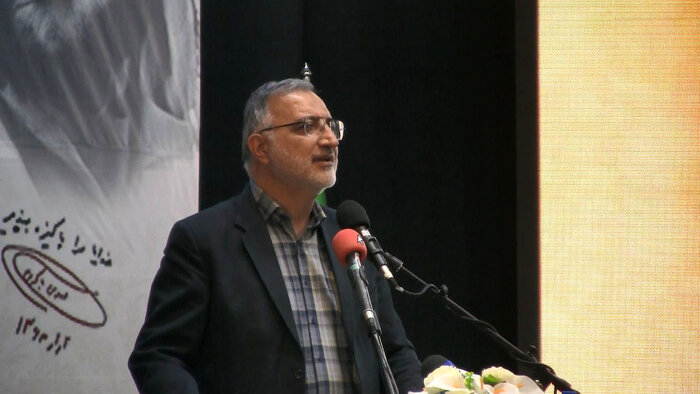 شهیدان باکری و سلیمانی الگوی مدیران جهادی