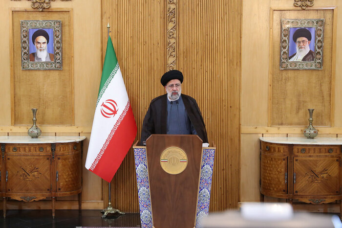 از تاکید رئیس جمهور بر همخوانی مواضع ایران و عمان تا نقض برجام به شیوه انگلیسی