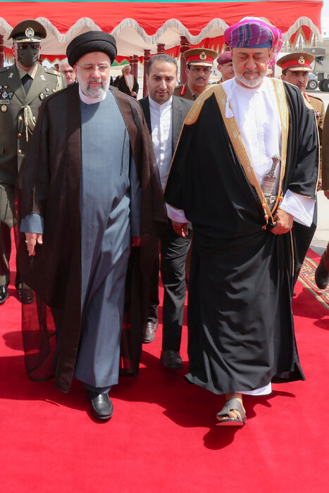 عمان اور پڑوسی سفارت کاری کے سائے میں شراکت داری کا نیا باب