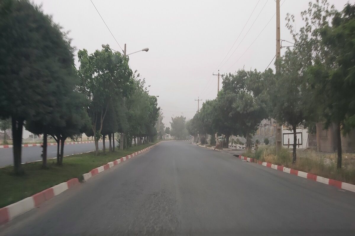 گرد و غبار سروآباد