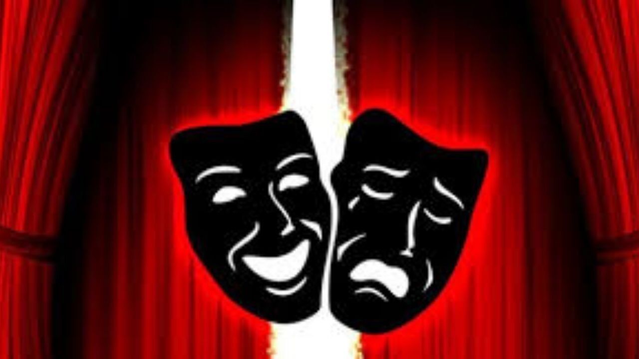 ۹ اثر به مرحله نهایی جشنواره منطقه ای تئاتر طنز دیواندره راه یافت  ۹ اثر به مرحله نهایی جشنواره منطقه ای تئاتر طنز دیواندره راه یافت