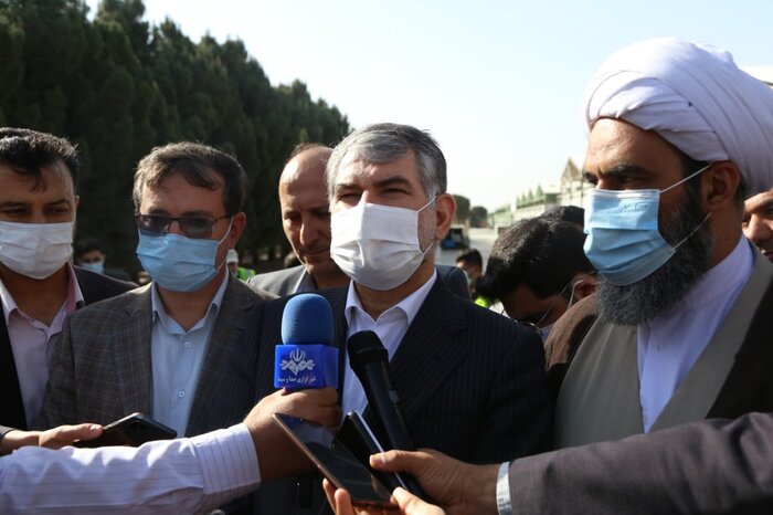 وزیرجهاد کشاورزی در ملارد بر حمایت از تولید کنندگان تاکید کرد