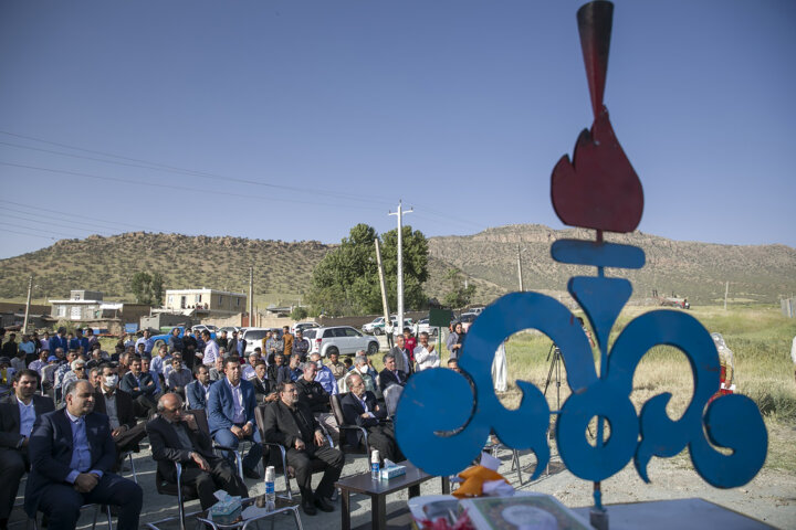 عزم دولت برای توسعه کرمانشاه/ گازرسانی به ۳۶۴ روستا و ۲ شهر استان در دست اجرا است