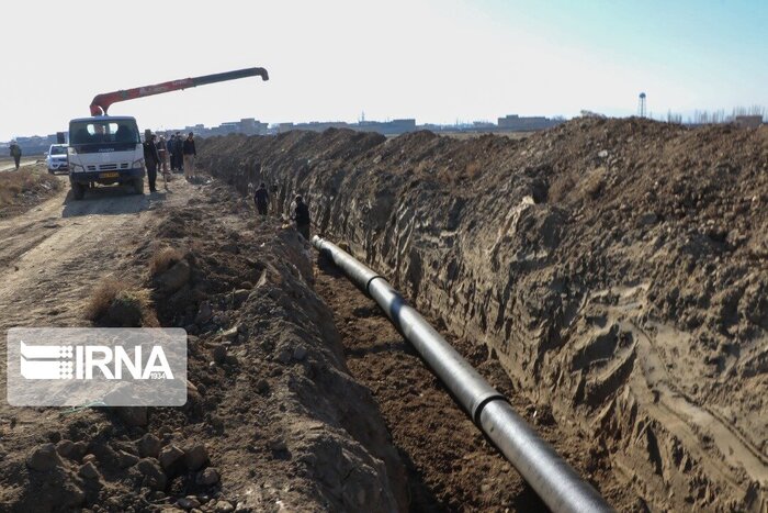 فوران چاههای فاضلاب خانگی بجنورد و دست خالی مسوولان برای مهار آن