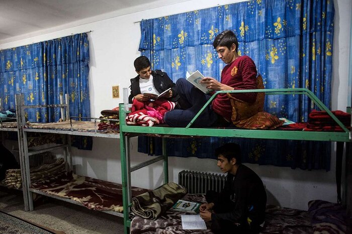 مدرسه‌سازی در مناطق محروم مازندران رهاورد انقلاب اسلامی