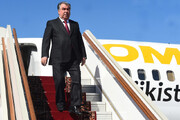 El presidente de Tayikistán llega a Teherán