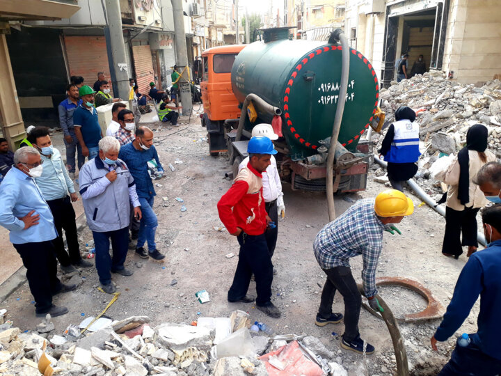 آبفا خوزستان همه امکانات خود برای کمک به آواربرداری ساختمان متروپل آبادان بسیج کرد