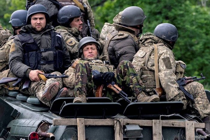 از رفع موانع تجارت ایران و پاکستان تا شناسایی آبله میمون در افغانستان