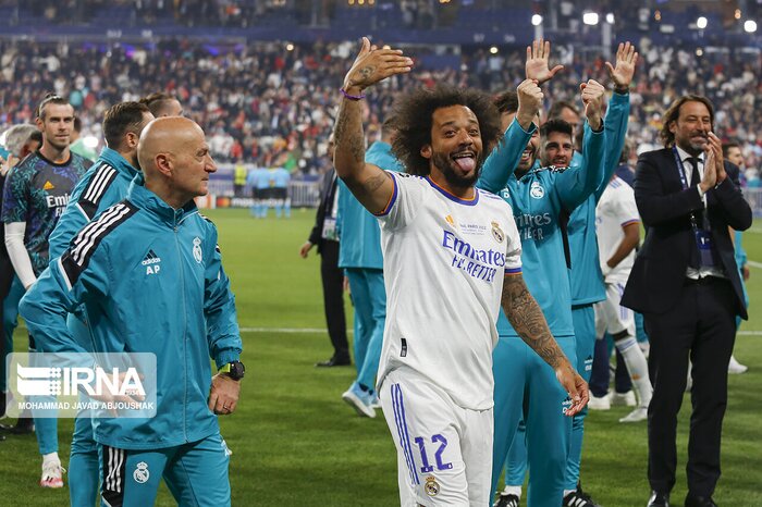 نامه عجیب عزیزیخادم به دبیرکل فدراسیون فوتبال/ امضا سند سقوط شهرخودرو توسط پرسپولیس