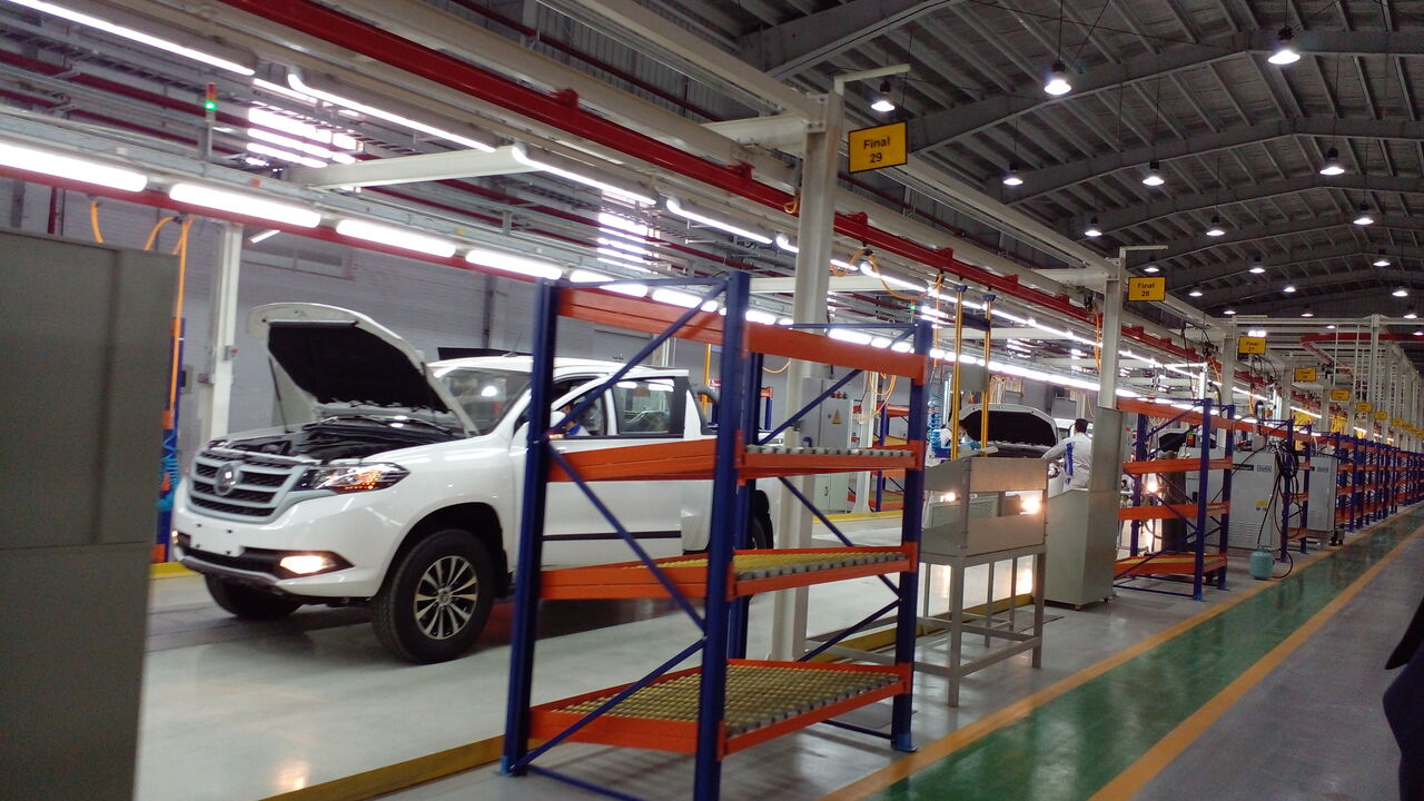 بازدید وزیر صمت از بزرگترین مجتمع خودروسازی بخش خصوصی کشور در البرز/ تولید محصولات سواری و تجاری با تحقق اشتغال ۱۰ هزار نفری بازدید وزیر صمت از بزرگترین مجتمع خودروسازی بخش خصوصی کشور در البرز/ تولید محصولات سواری و تجاری با تحقق اشتغال ۱۰ هزار نفری