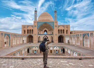 دیپلماسی گردشگری و چشم انداز ارتقای روابط ایران و تاجیکستان