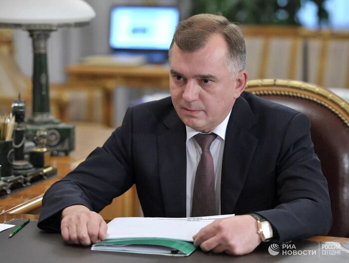 از تقویت صادرات کالا میان افغانستان و ایران تا رد شایعات درباره بیماری پوتین