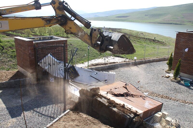 رییس دادگستری: حاشیه سد مهاباد رفع تصرف خواهد شد رییس دادگستری: حاشیه سد مهاباد رفع تصرف خواهد شد